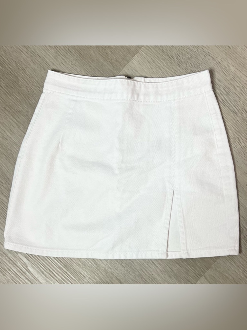 Lioness Size S White Mini Skirt